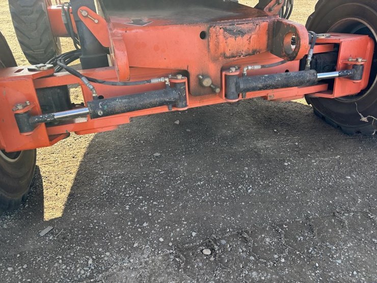 2003-jlg-600aj-image-27