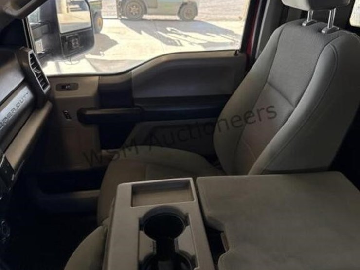 2019-ford-f250-image-21