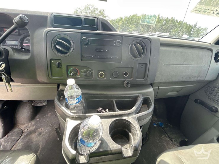 2021-mercedes-benz-sprinter-4500-image-23