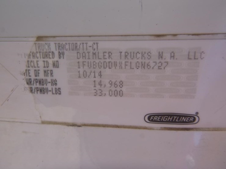 2015-freightliner-cascadia-125-image-30