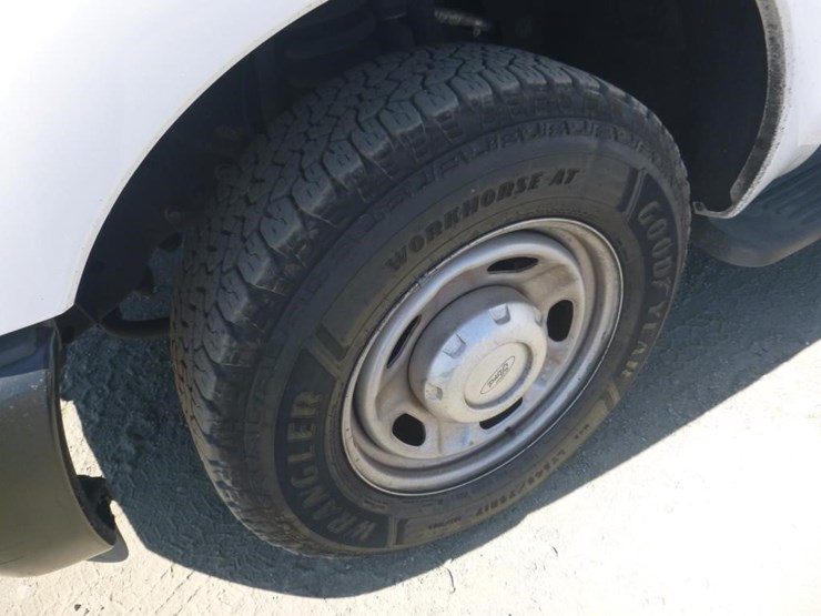 2015-ford-f250-image-11