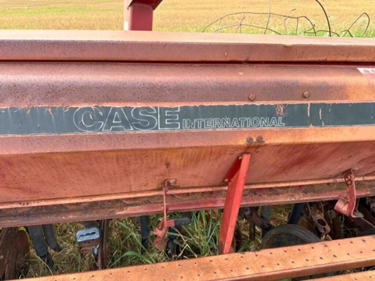 case-ih-5100-image-3
