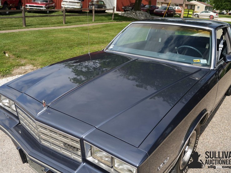 run-#70---1983-chevrolet-monte-carlo-coupe-image-10