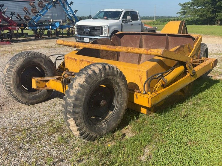 ashland-6-yard-dirt-scraper,-model-600d,-pull-type,-2-hyd-remotes,-s/n--15217-image-7