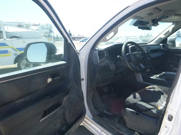 2022-toyota-tundra-image-5