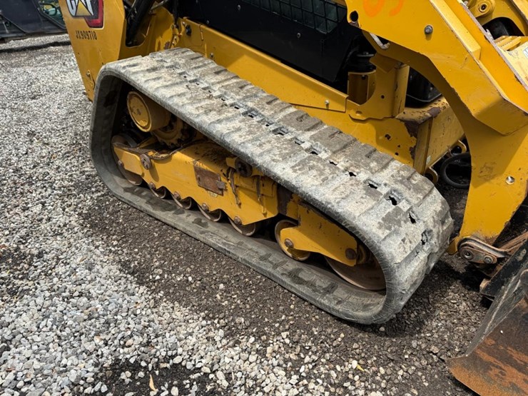 2022-caterpillar-289d3-image-12