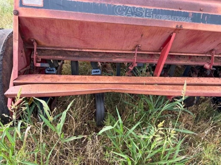 case-ih-5100-image-6
