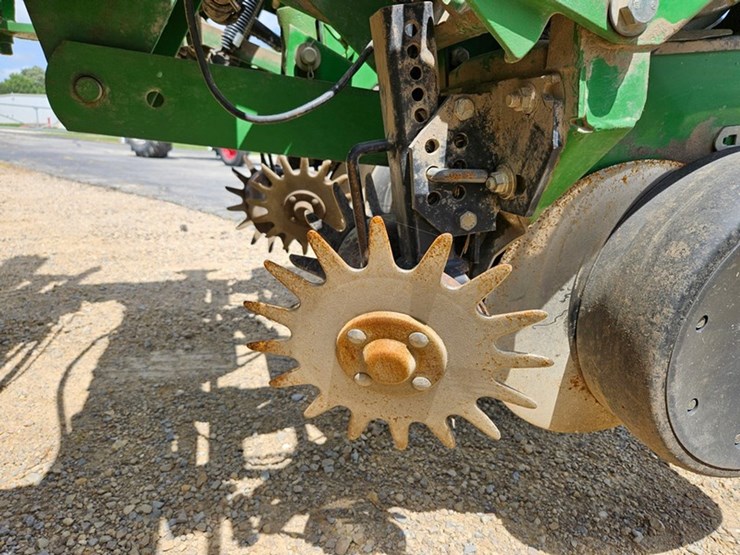 john-deere-1760-image-12