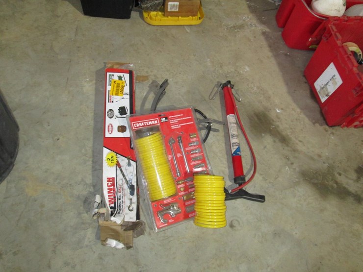 #45021-•-lot-of-come-a-long,-air-hose,-bike-pump,-etc-inv#45021-image-2