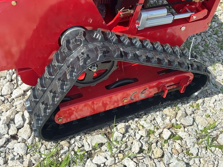 sdlool-sl800-remote-control-crawler-lawn-mower-image-10