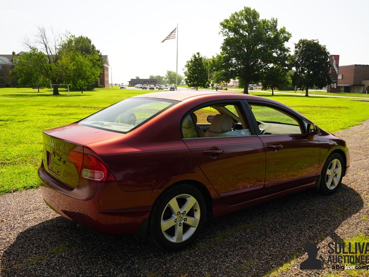 run-#35---2007-honda-civic-sedan-image-5