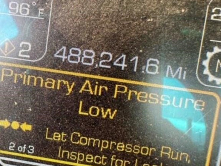 2018-kenworth-t680-image-24