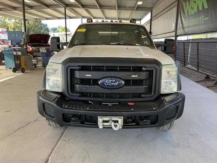 2014-ford-f550-image-3