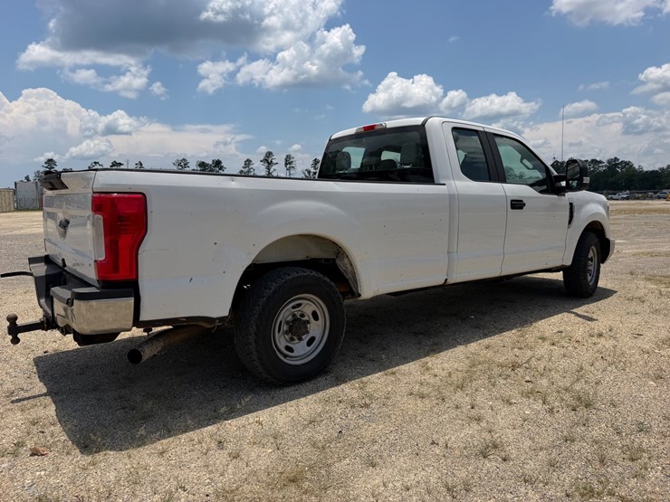 2018-ford-f250-image-3