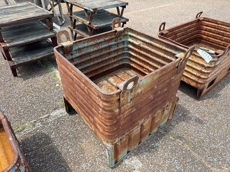 #9442-•-metal-storage-bin-image-3