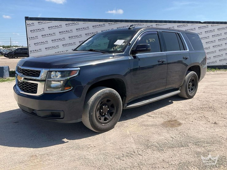 2017-chevrolet-tahoe-image-1