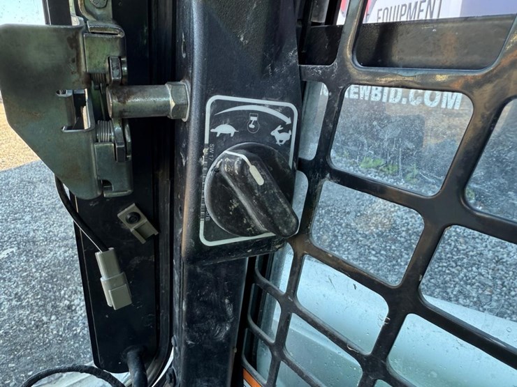 2019-bobcat-s550-image-20