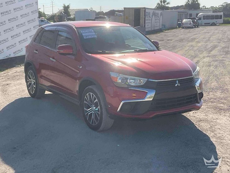 2016-mitsubishi-outlander-image-2