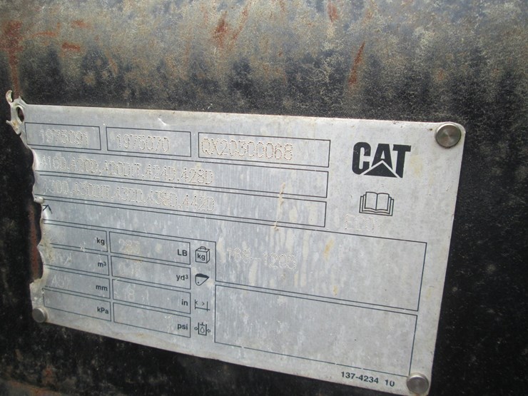 caterpillar-16-image-8