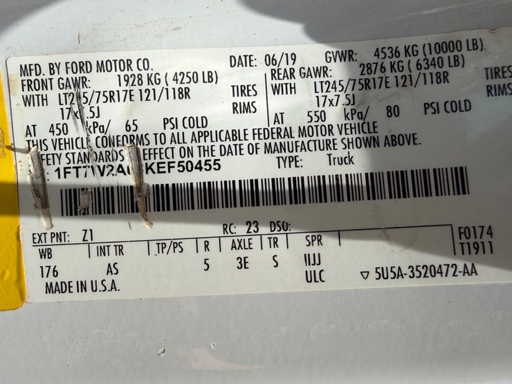 2019-ford-f250-image-16
