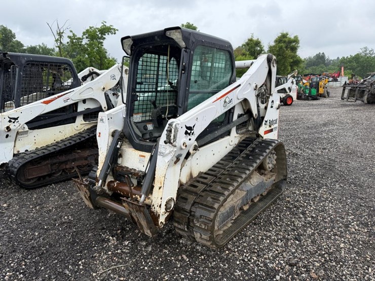 2015-bobcat-t650-image-8