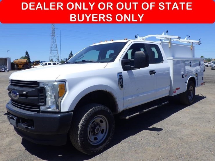 2017-ford-f350-image-1