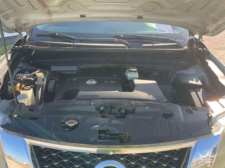 2014-nissan-pathfinder-image-7