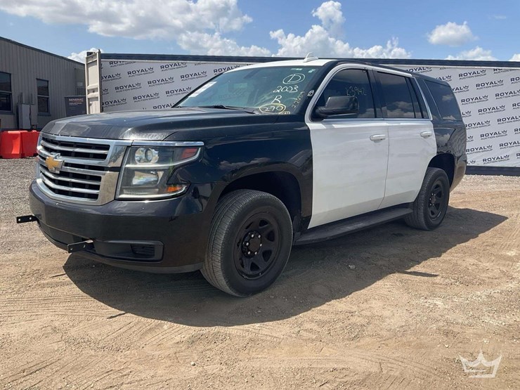 2020-chevrolet-tahoe-image-1