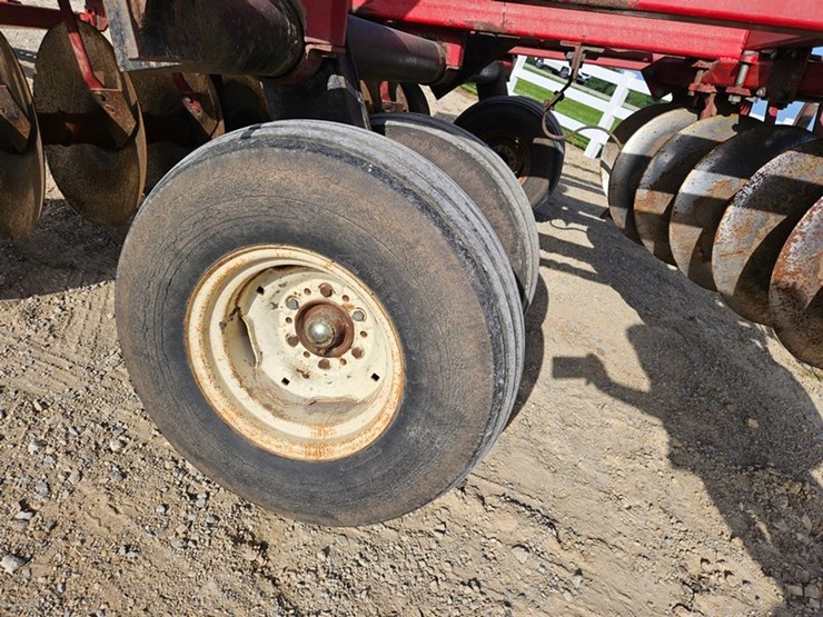 international-490-image-33
