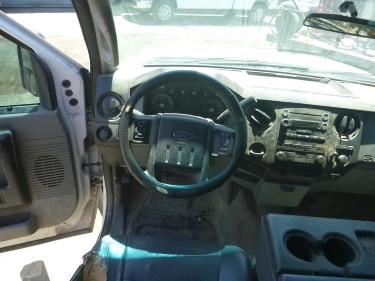 2014-ford-f350-image-7