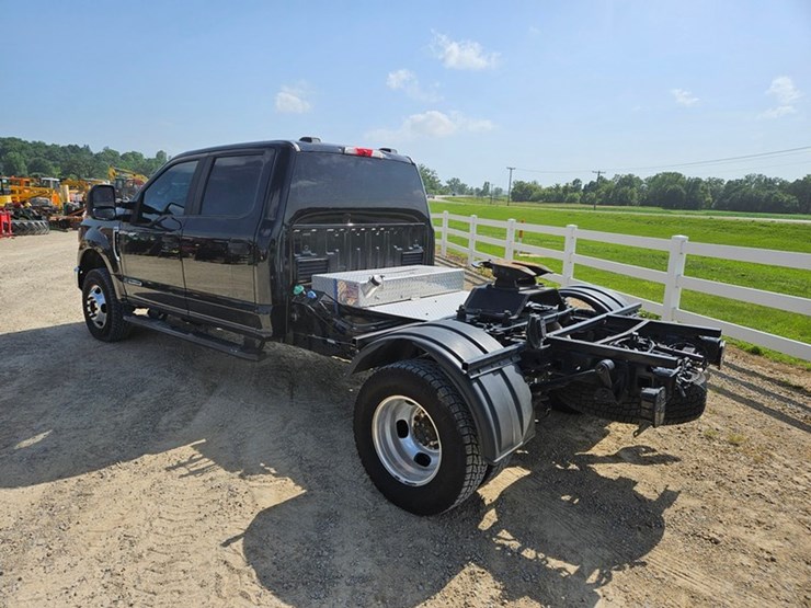 2021-ford-f350-image-3