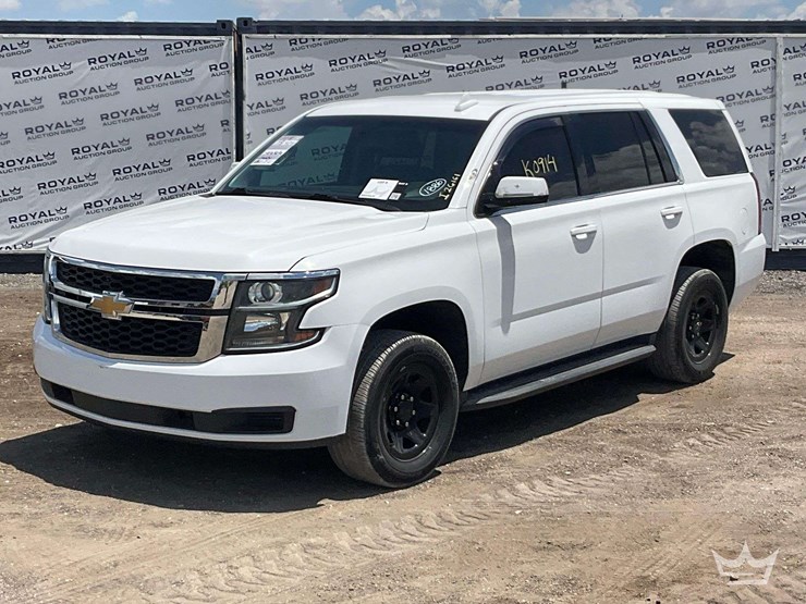 2020-chevrolet-tahoe-image-1