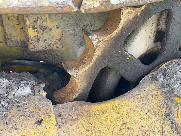 caterpillar-r4-image-48