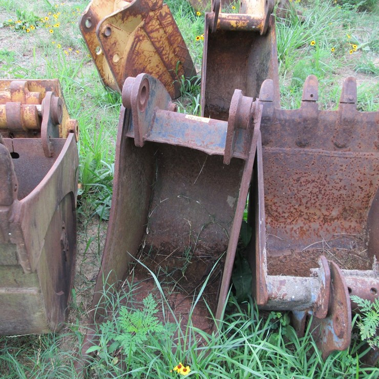 CATERPILLAR 16