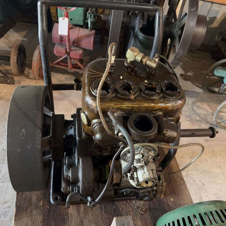 Two Cylinder Engine
