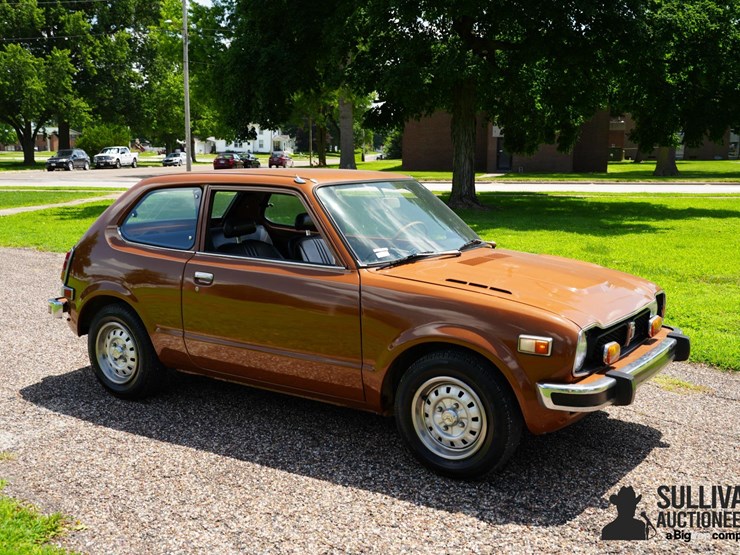 run-#230---1974-honda-civic-hatchback-image-3