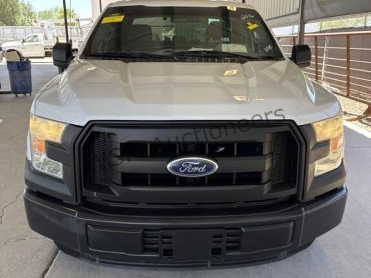2016-ford-f150-image-3