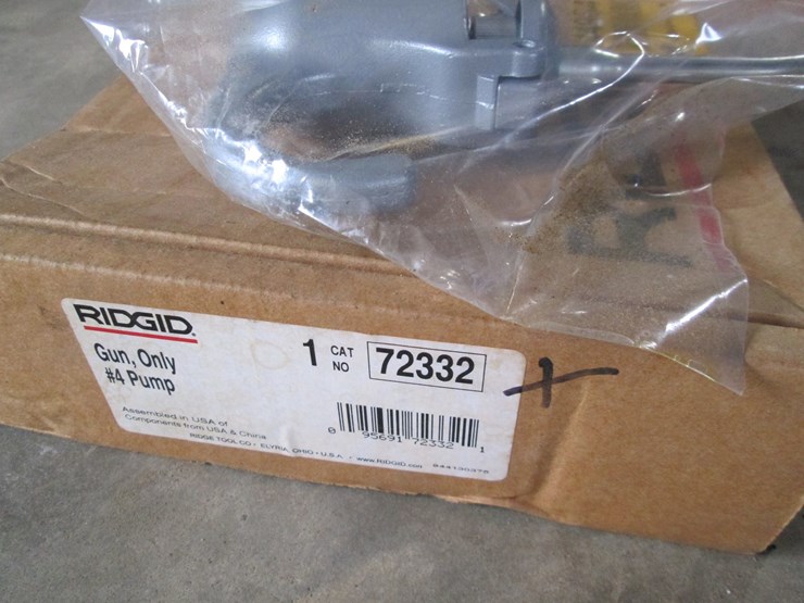 #44964-•-unused-rigid-#4-pump-oiling-gun-inv#44964-image-3