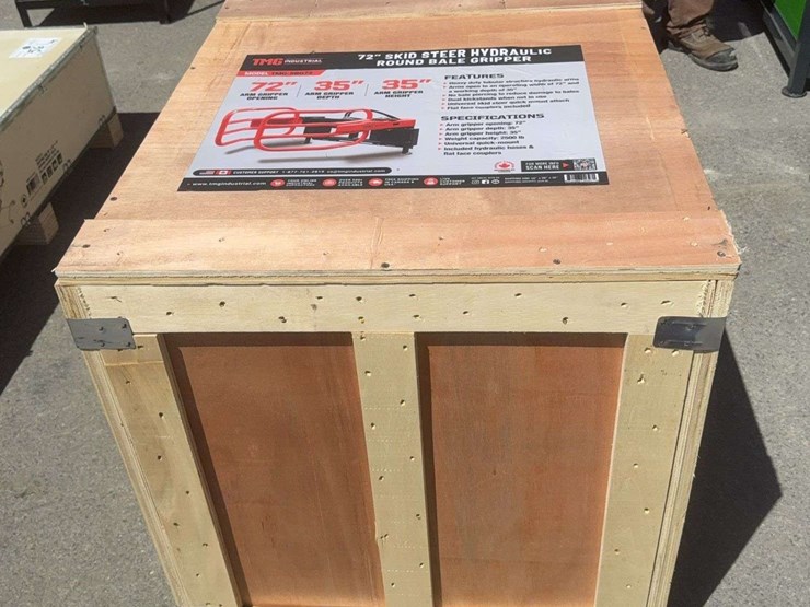 skid-steer-round-bale-gripper---72"-tmg-sbg72-image-4