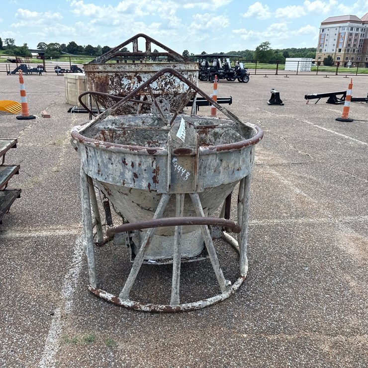 #9448 • Concrete Dump (small)