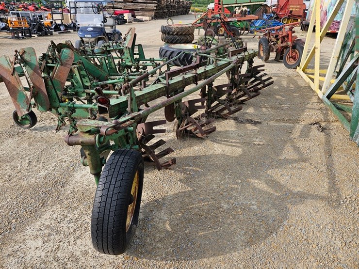 john-deere-5-image-3