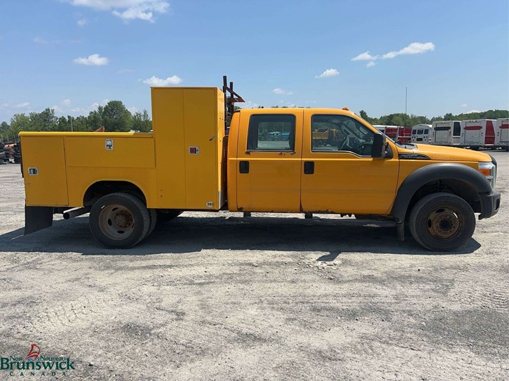 2012-ford-f550-xl-image-4
