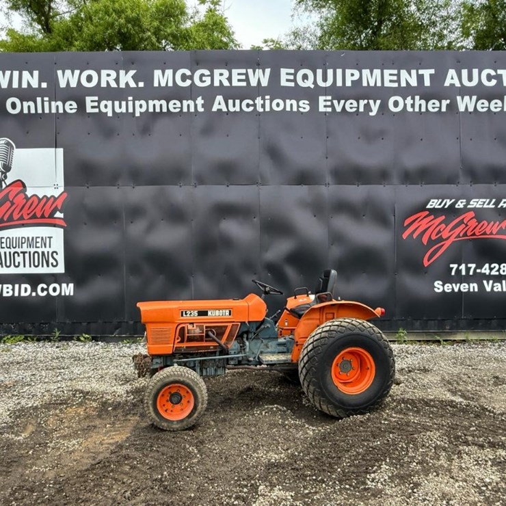 KUBOTA L235