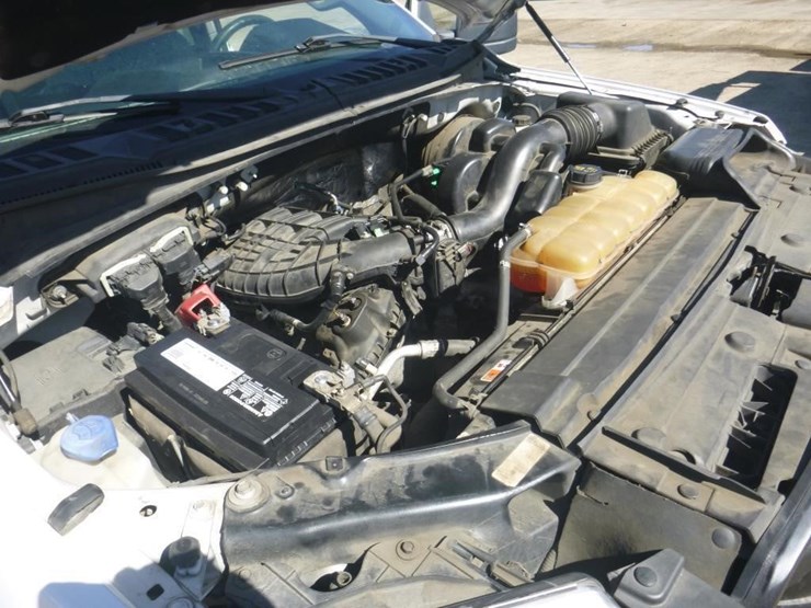 2016-ford-f150-image-9