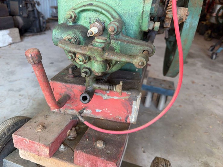sandwich-1-1/2-hp-engine-image-6