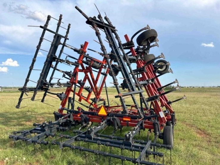 case-ih-600-image-14
