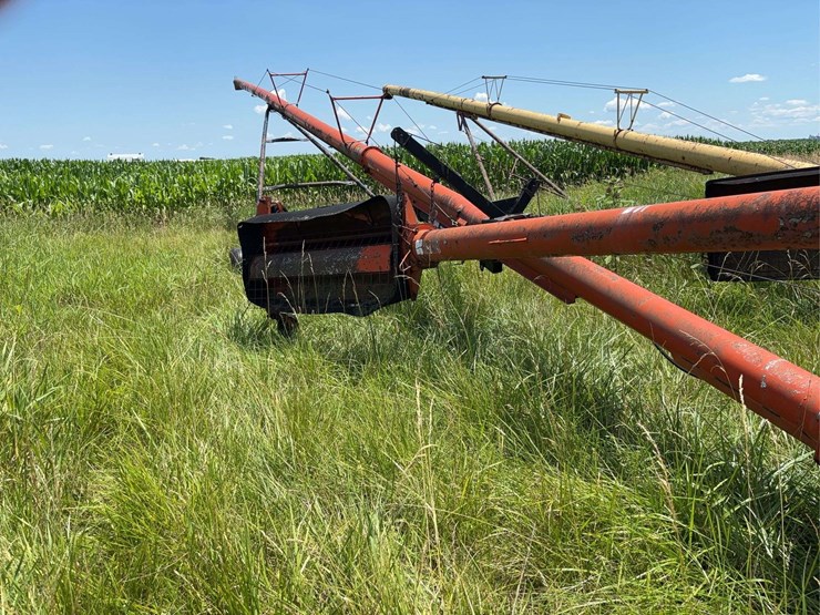 brandt-860-grain-auger-image-1