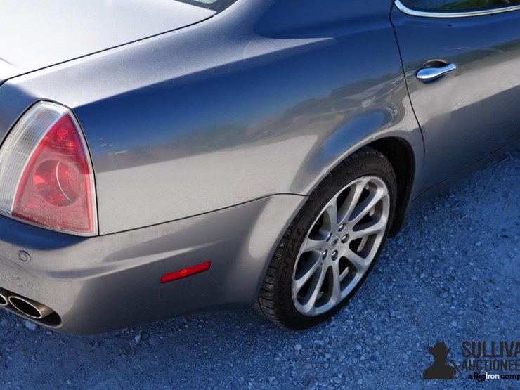 run-#43---2005-maserati-quattroporta-sedan-image-20