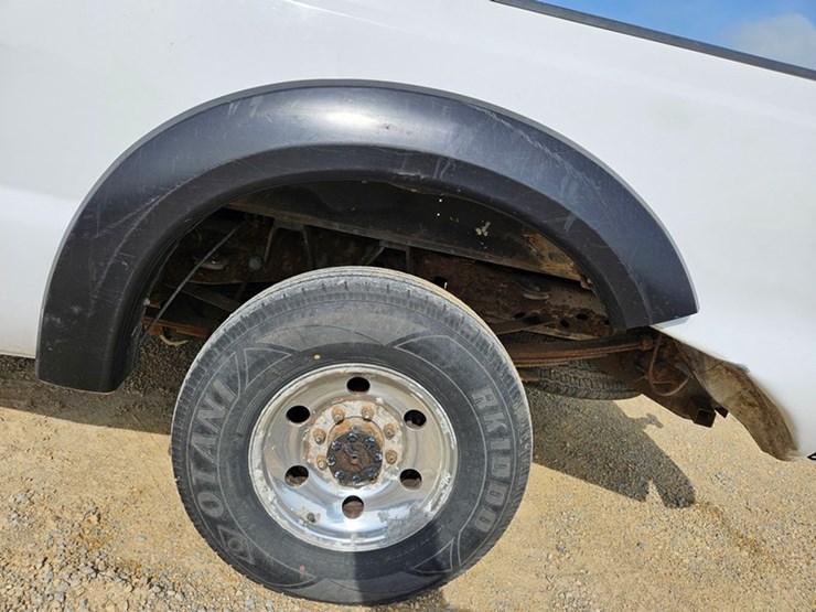 2004-ford-f250-xlt-image-19