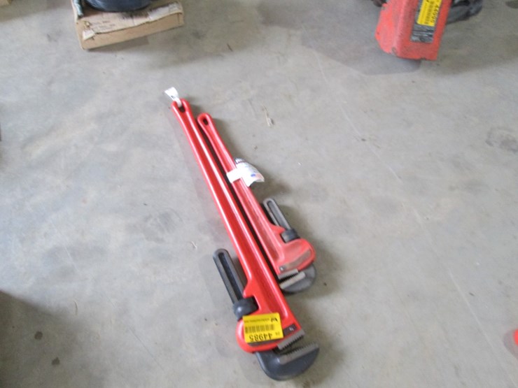 #44985-•-lot-of-(2)-ridgid-36"-&-24"-pipe-wrench-inv#44985-image-1
